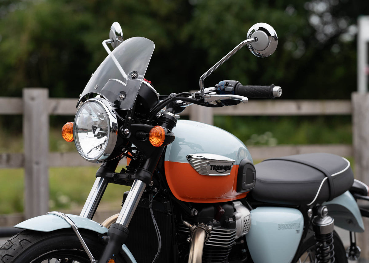 Triumph Bonneville / T100 / T120